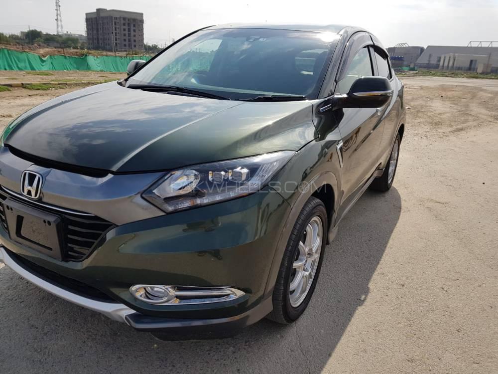 Honda Vezel 2015 for Sale in Lahore Image-1