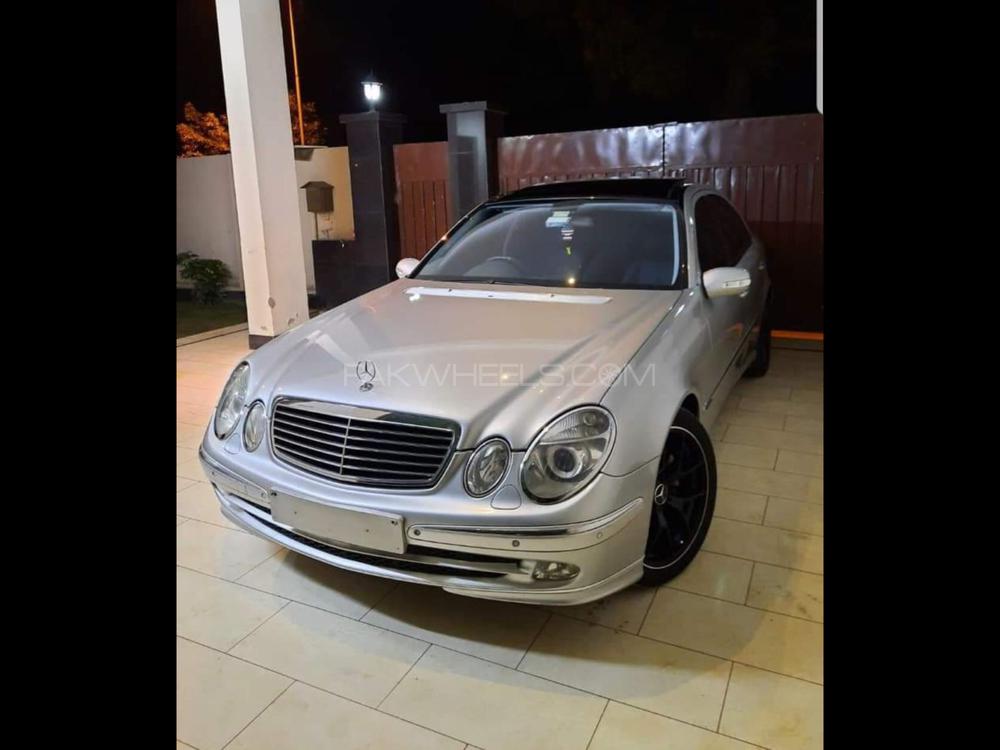 Mercedes Benz E Class 2003 for Sale in Peshawar Image-1