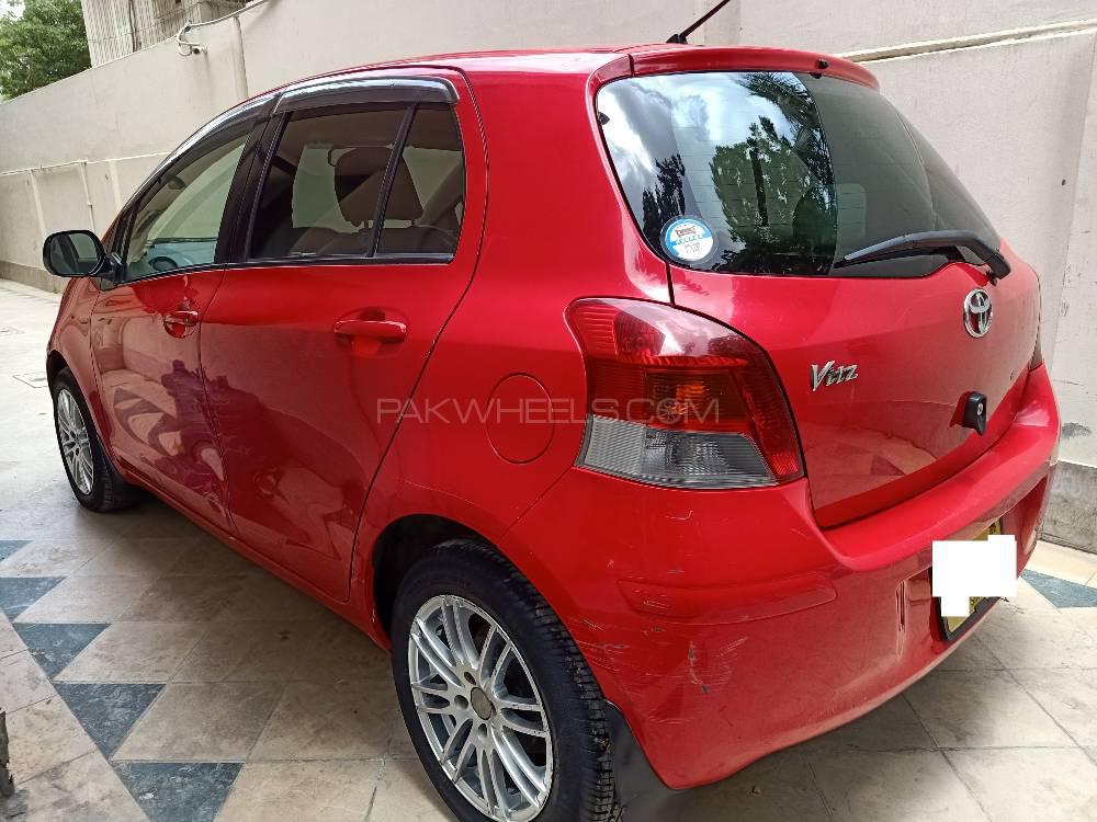 Toyota Vitz 2007 for Sale in Karachi Image-1