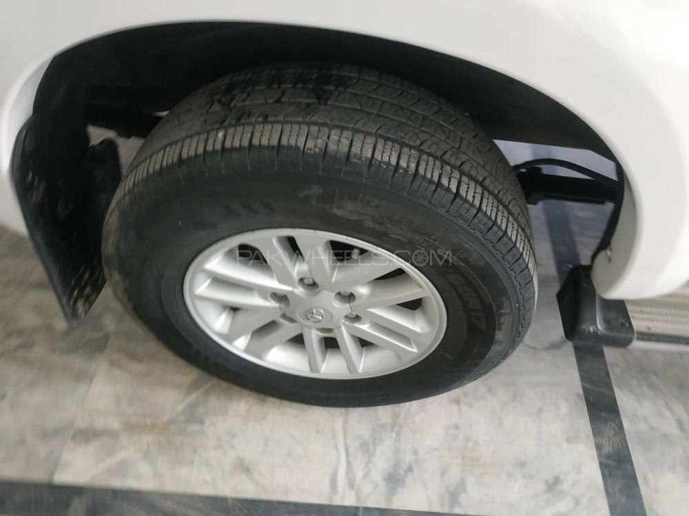 Toyota Hilux 2016 for Sale in Peshawar Toyota Hilux 2016 for Sale in Peshawar Image-6