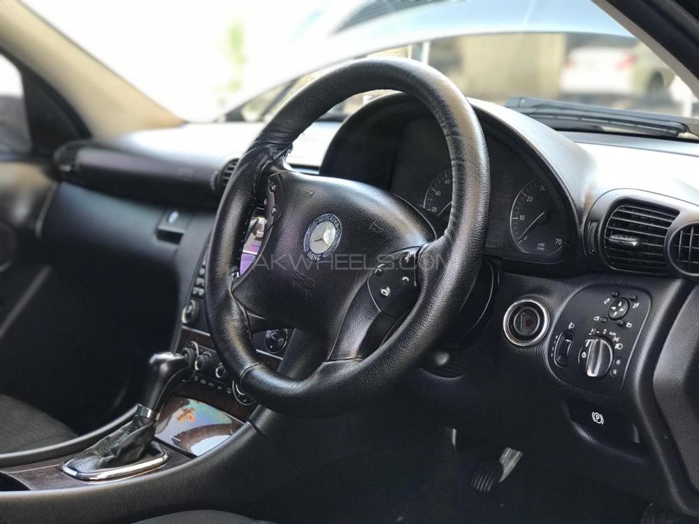 Mercedes Benz C Class 2006 for Sale in Peshawar Mercedes Benz C Class 2006 for Sale in Peshawar Image-5