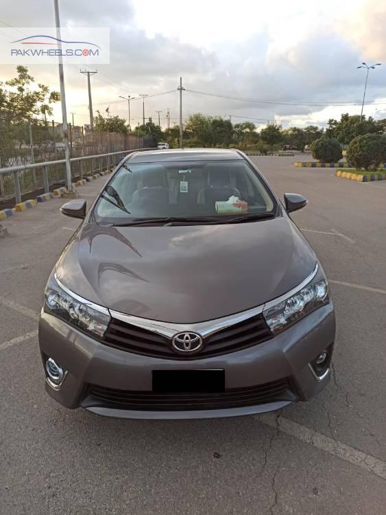 Toyota Corolla 2015 for Sale in Islamabad Image-1