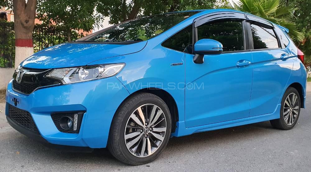 Honda Fit 2016 for Sale in Lahore Honda Fit 2016 for Sale in Lahore Image-2