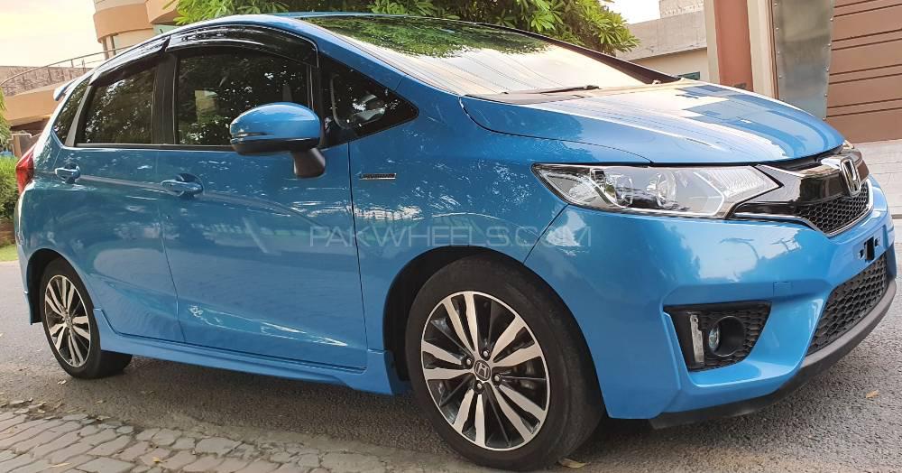 Honda Fit 2016 for Sale in Lahore Honda Fit 2016 for Sale in Lahore Image-4