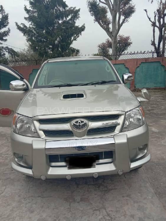 Toyota Hilux 2005 for Sale in Mirpur A.K. Image-1