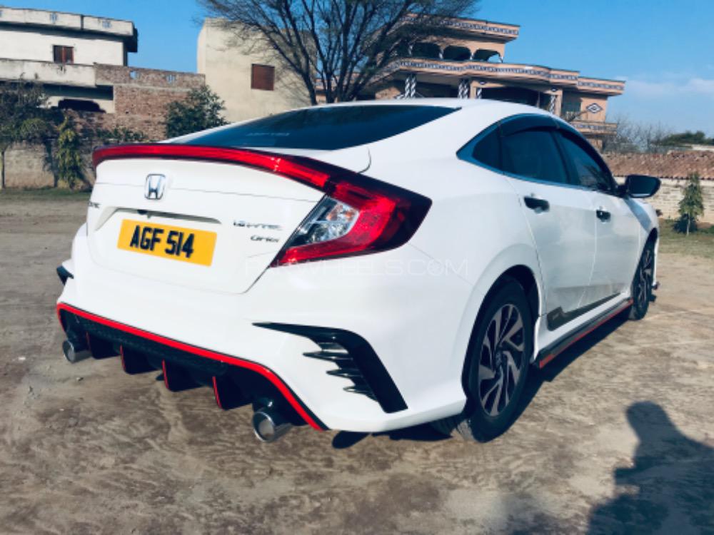 Honda Civic - 2018  Honda Civic - 2018  Image-10