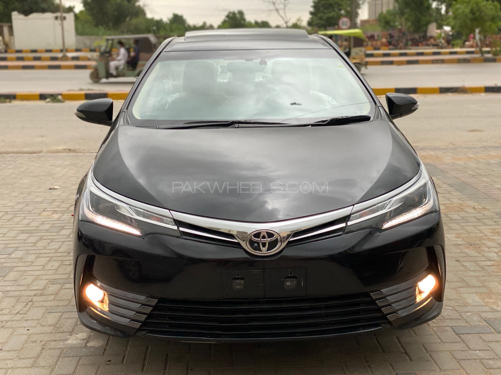 Toyota Corolla 2019 for Sale in Karachi Image-1