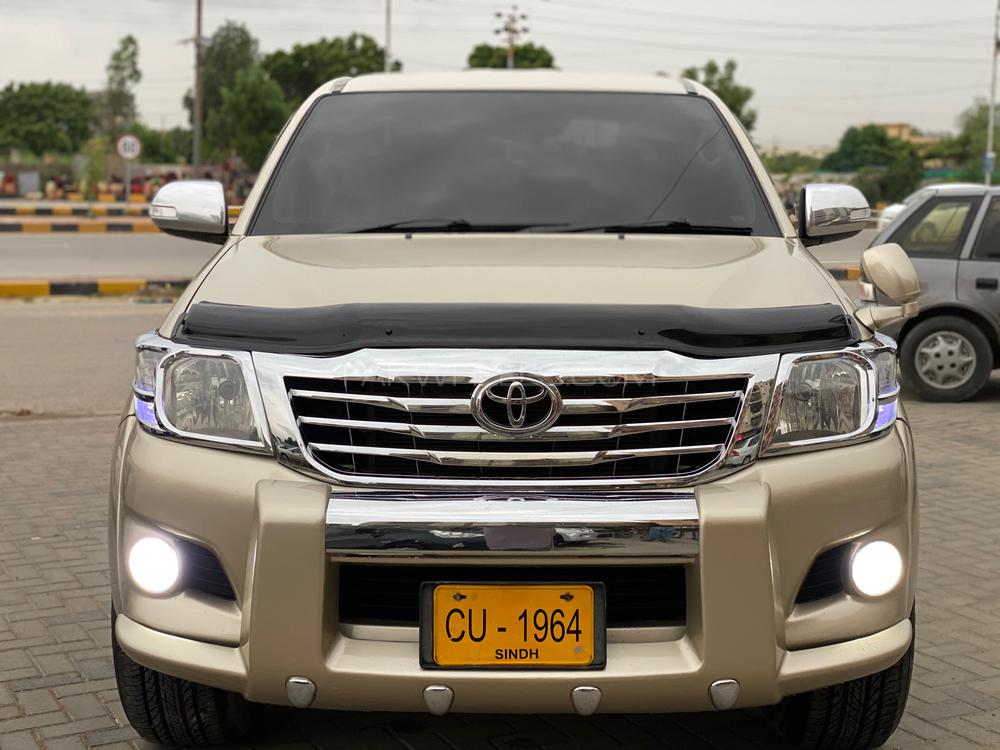 Toyota Hilux 2012 for Sale in Karachi Image-1