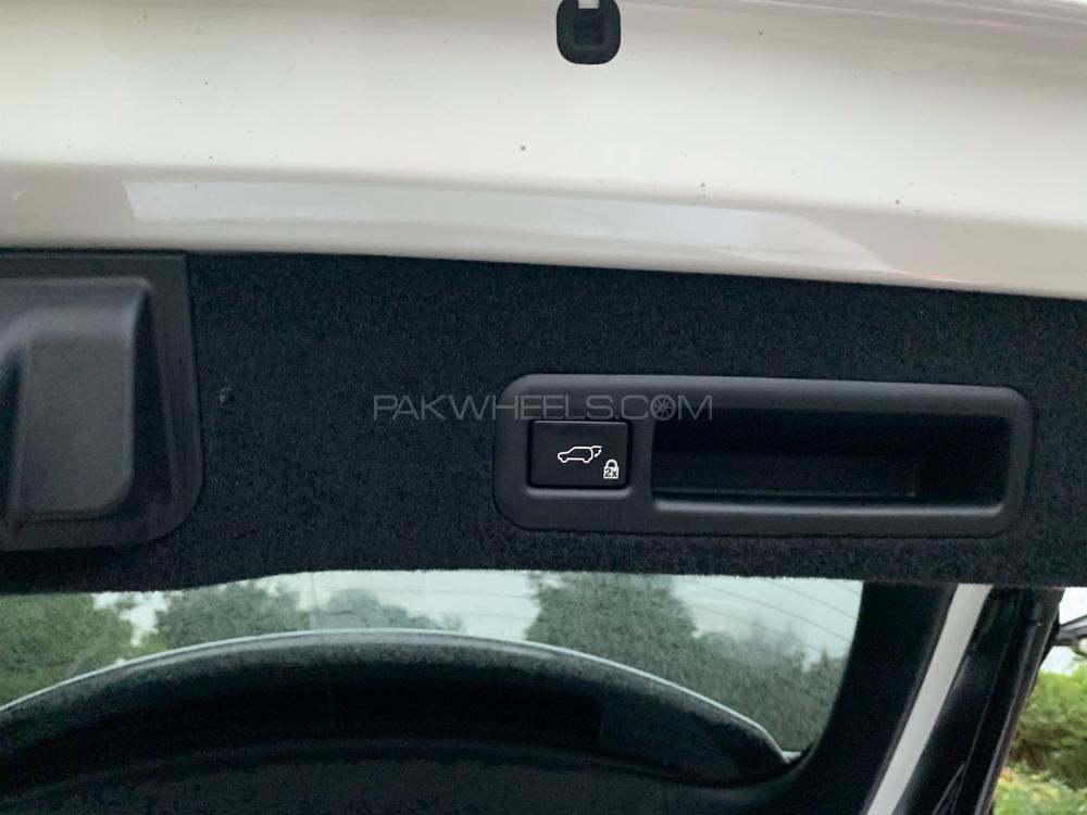 Lexus RX Series 2018 for Sale in Islamabad Lexus RX Series 2018 for Sale in Islamabad Image-6