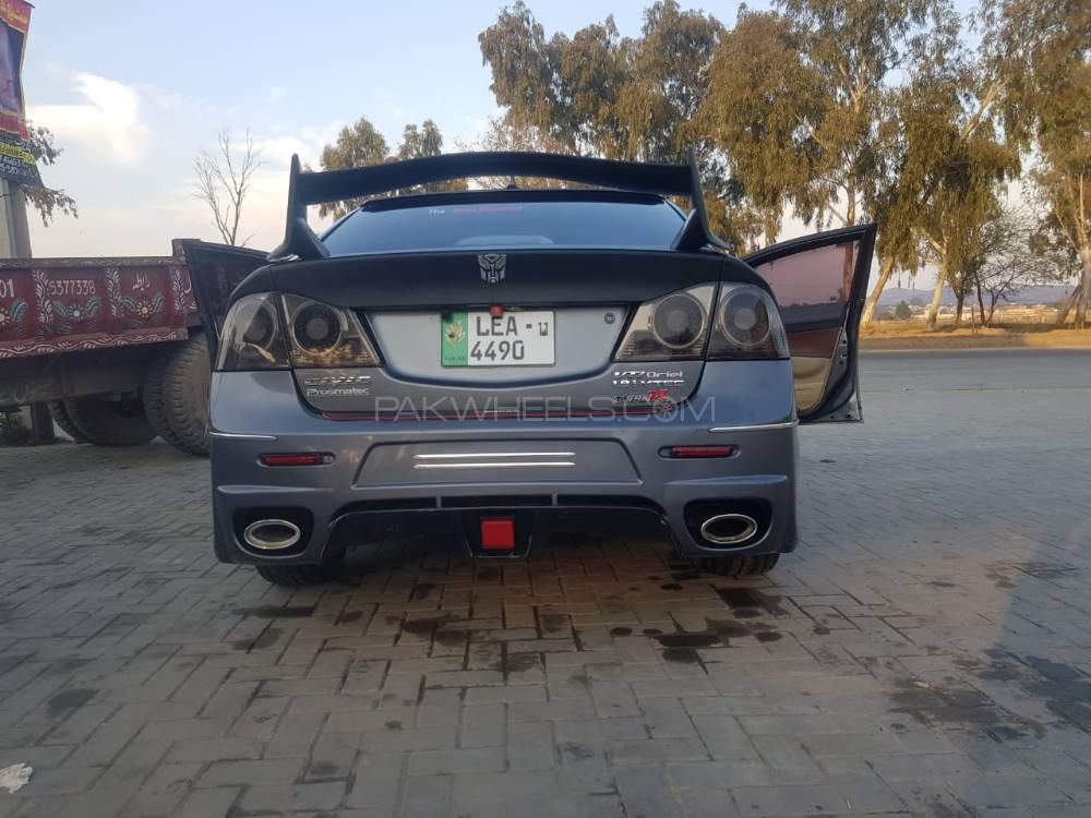 Honda Civic - 2011  Honda Civic - 2011  Image-2