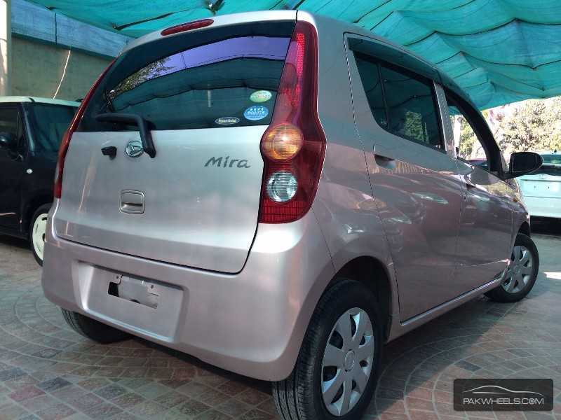 Daihatsu mira 2010