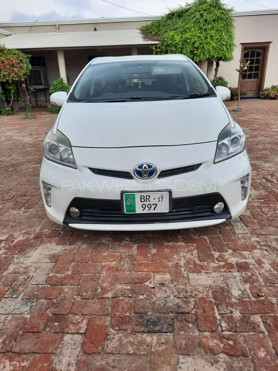 ٹویوٹا پریوس 2014 for Sale in بہاولپور Image-1