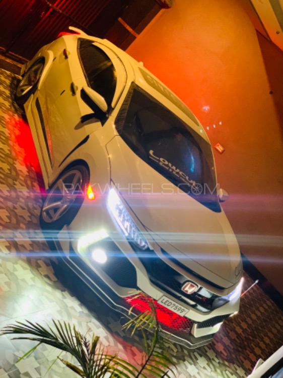Honda Civic - 2018  Honda Civic - 2018  Image-6