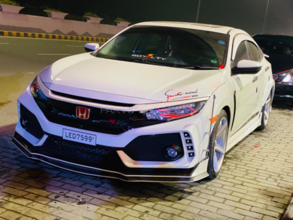 Honda Civic - 2018  Honda Civic - 2018  Image-4