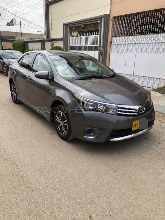 Toyota Corolla 2015 for Sale in Karachi Image-1