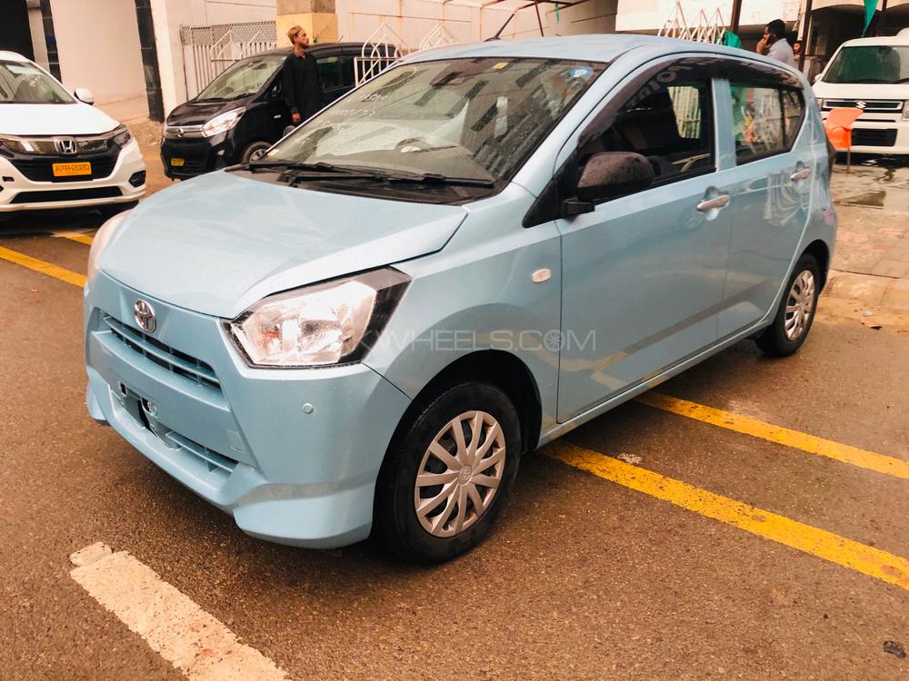 Toyota Pixis Epoch 2017 for Sale in Karachi Toyota Pixis Epoch 2017 for Sale in Karachi Image-3