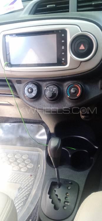 Toyota Vitz 2012 for Sale in Dera ismail khan Toyota Vitz 2012 for Sale in Dera ismail khan Image-7