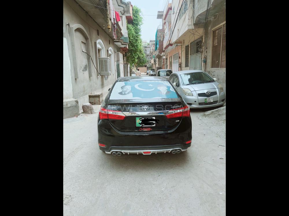 Toyota Corolla 2016 for Sale in Lahore Image-1