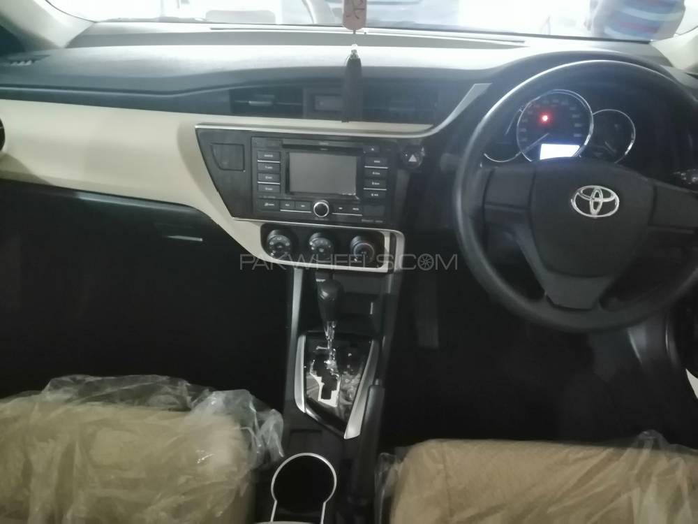 Toyota Corolla 2019 for Sale in Lahore Toyota Corolla 2019 for Sale in Lahore Image-10