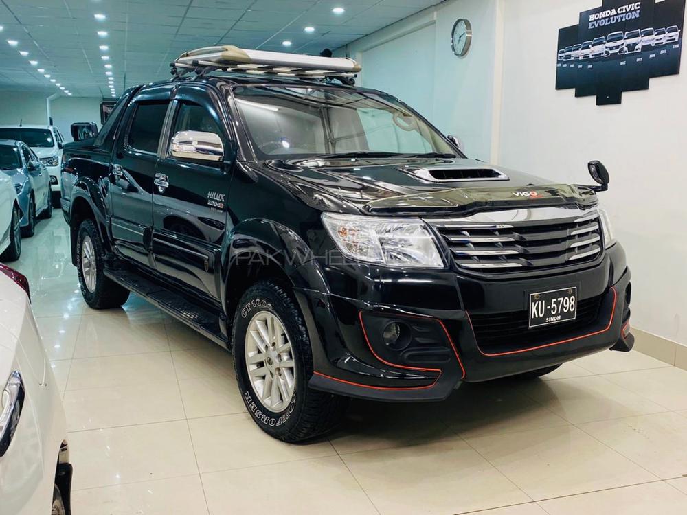 Toyota Hilux 2012 for Sale in Karachi Image-1