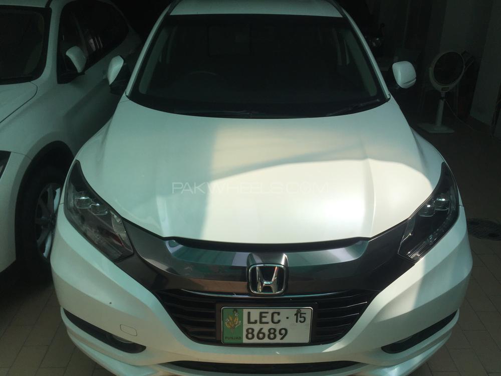 Honda Vezel 2014 for Sale in Lahore Image-1