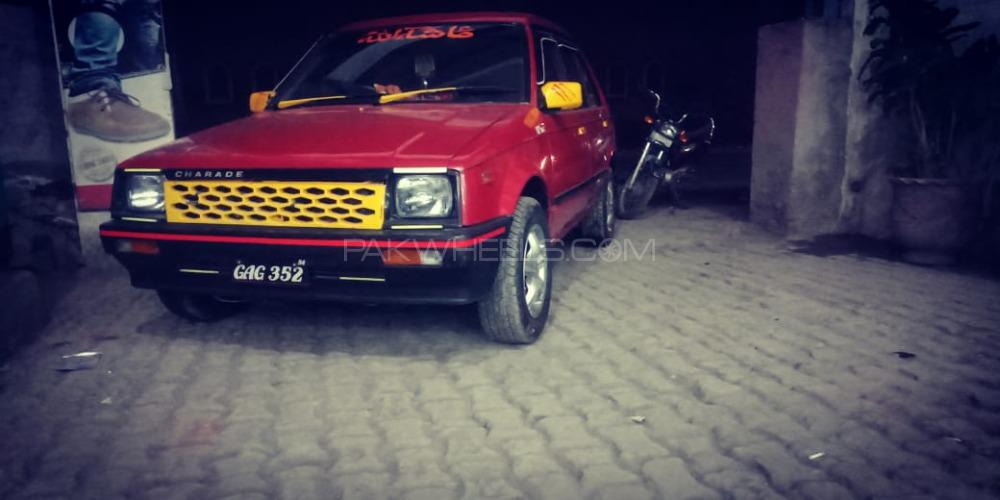 Daihatsu Charade - 1984  Daihatsu Charade - 1984  Image-2