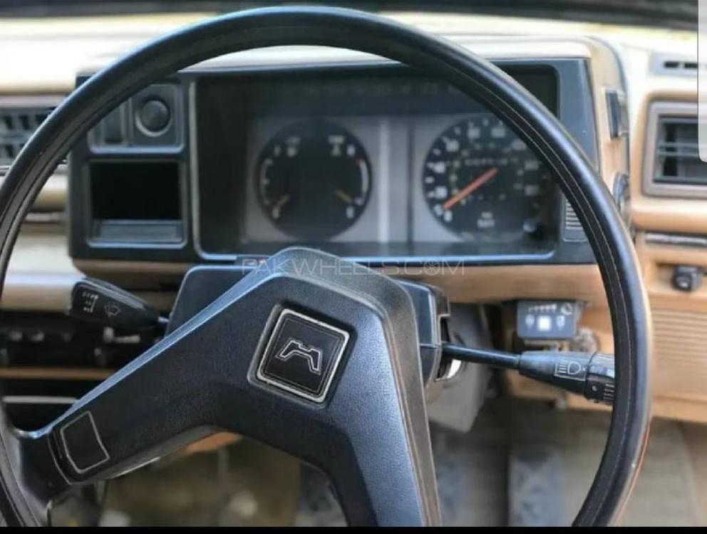 Honda Civic 1981 for Sale in Lahore Honda Civic 1981 for Sale in Lahore Image-11