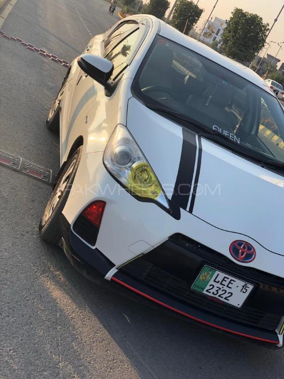 Toyota Aqua - 2015  Toyota Aqua - 2015  Image-2