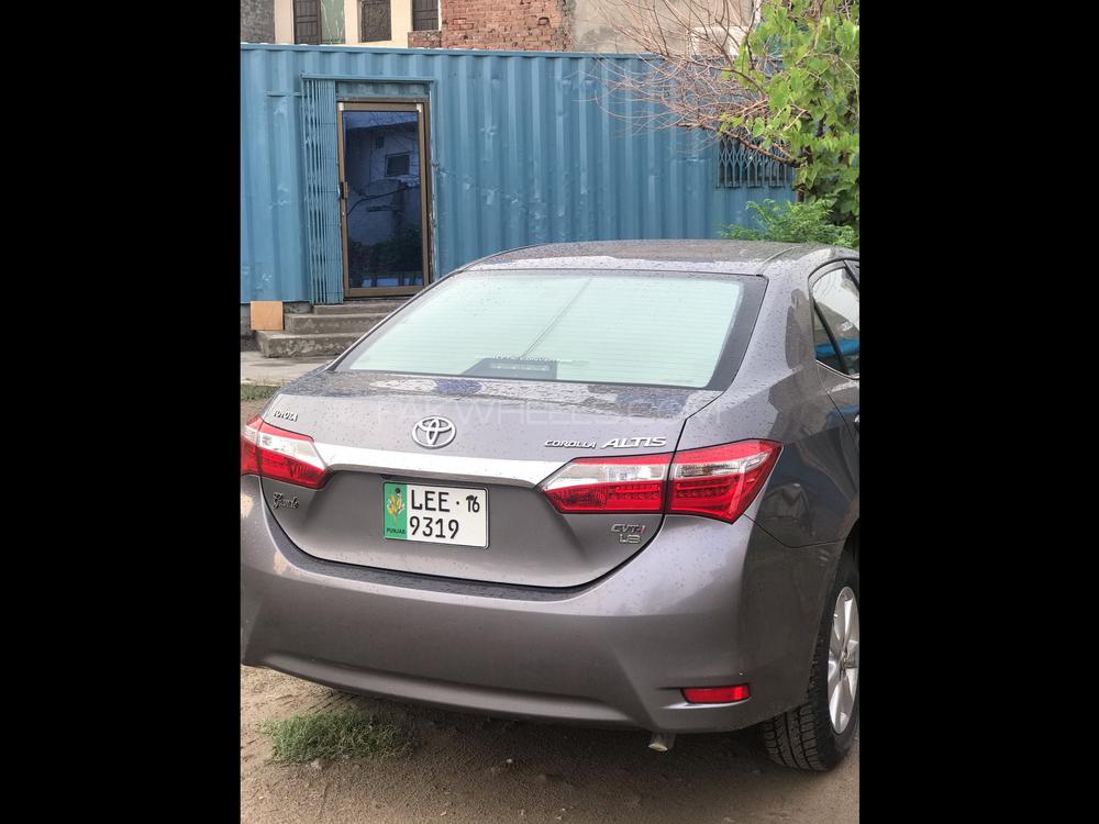 Toyota Corolla 2016 for Sale in Lahore Image-1