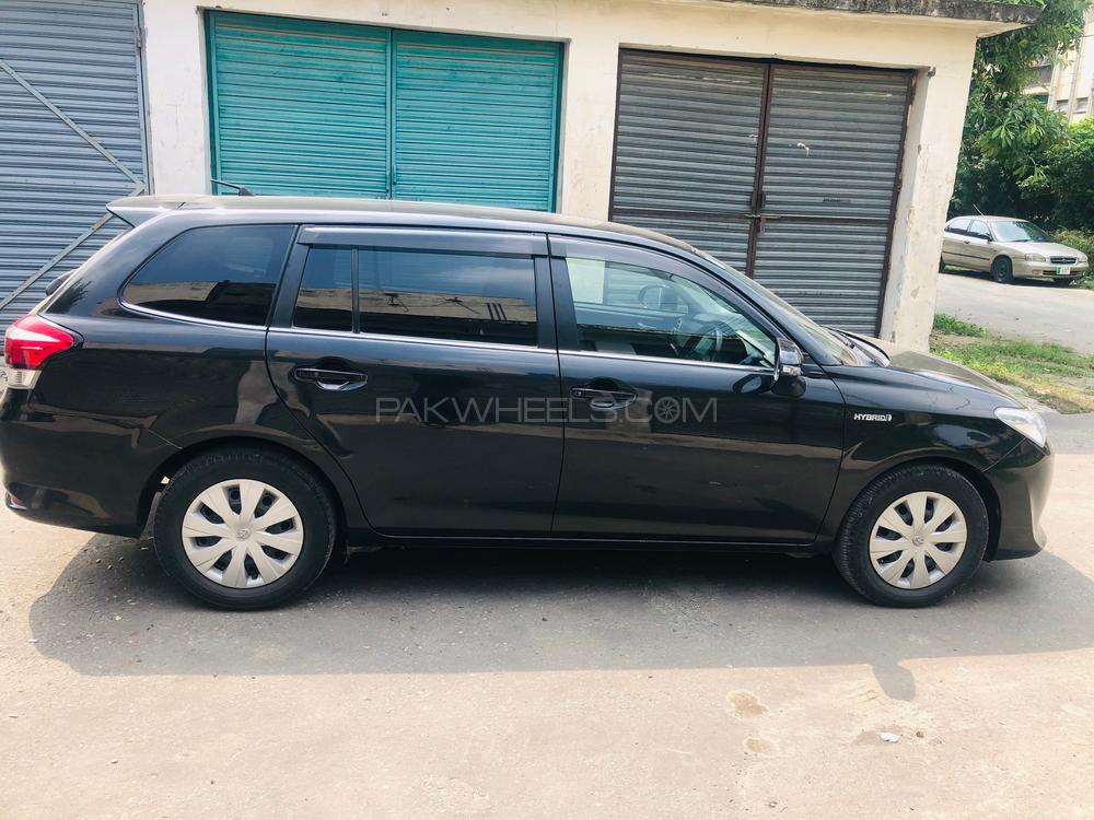 Toyota Corolla Fielder 2015 for Sale in Islamabad Toyota Corolla Fielder 2015 for Sale in Islamabad Image-4
