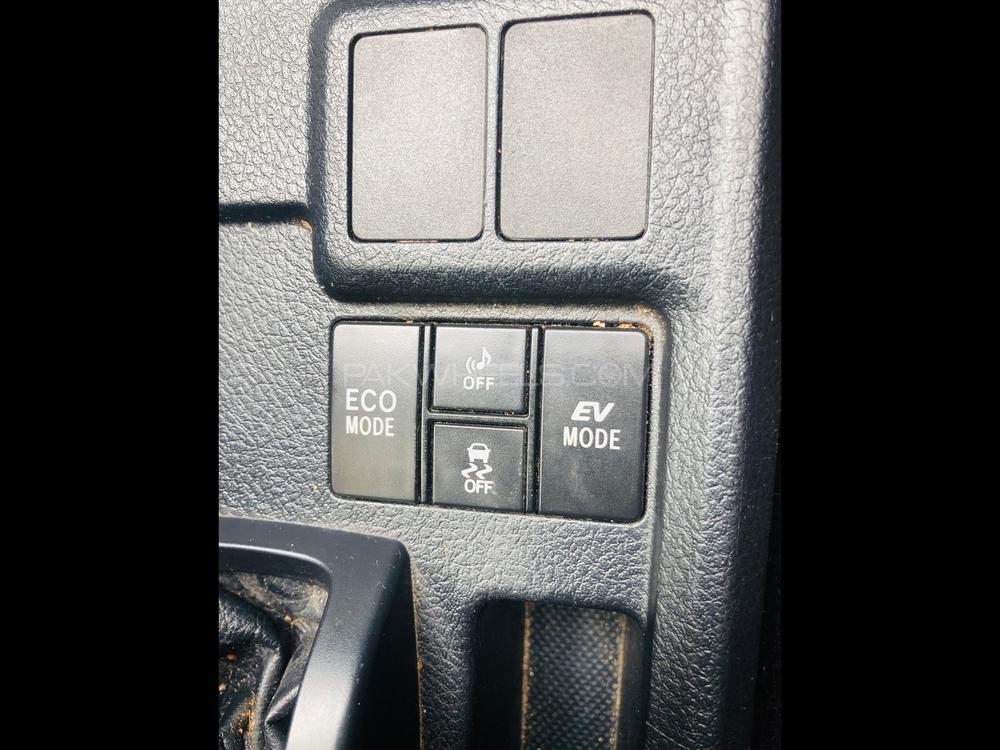 Toyota Corolla Fielder 2015 for Sale in Islamabad Toyota Corolla Fielder 2015 for Sale in Islamabad Image-8