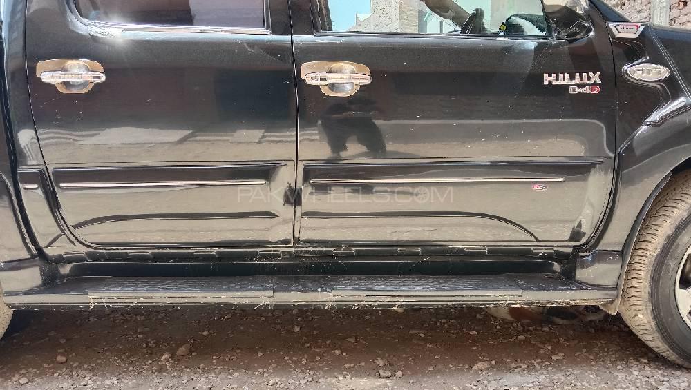 Toyota Hilux 2013 for Sale in Hyderabad Toyota Hilux 2013 for Sale in Hyderabad Image-16