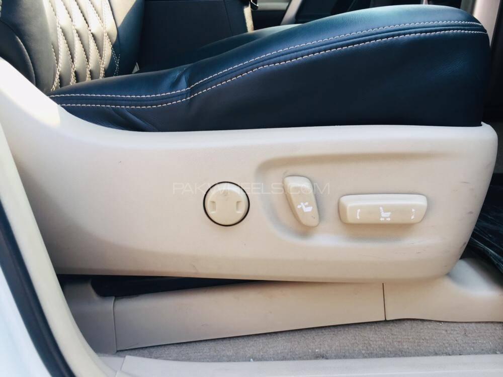 Toyota Prado 2012 for Sale in Lahore Toyota Prado 2012 for Sale in Lahore Image-10