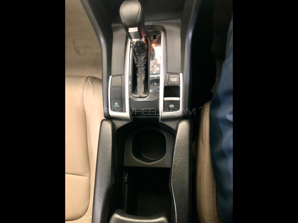 Honda Civic 2017 for Sale in Karachi Honda Civic 2017 for Sale in Karachi Image-10