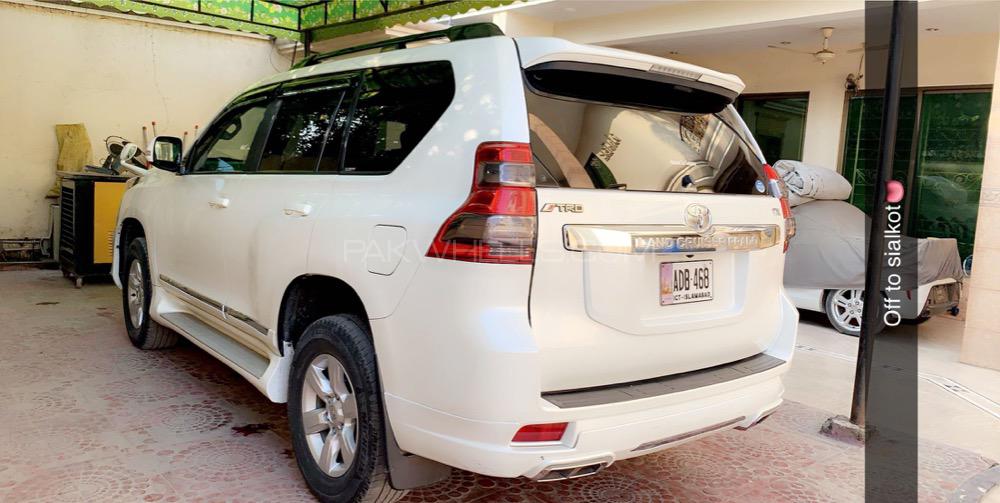 Toyota Prado - 2017  Toyota Prado - 2017  Image-4