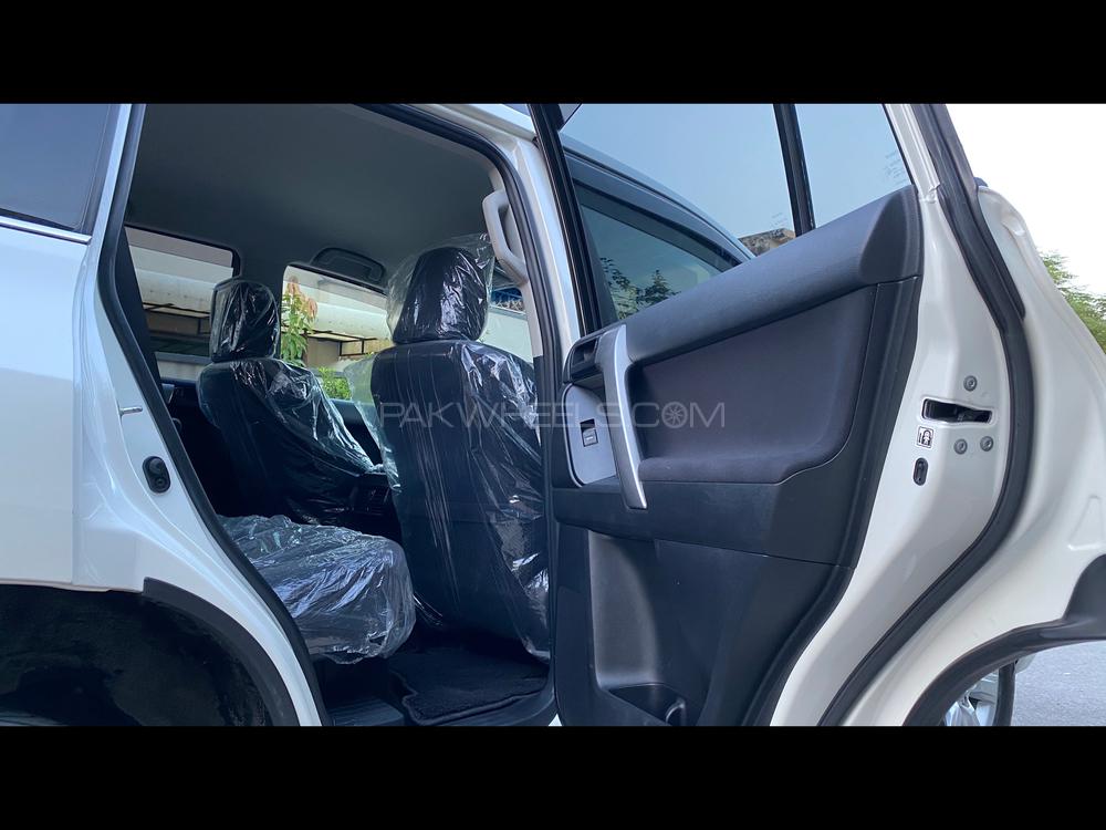 Toyota Prado 2013 for Sale in Islamabad Toyota Prado 2013 for Sale in Islamabad Image-13