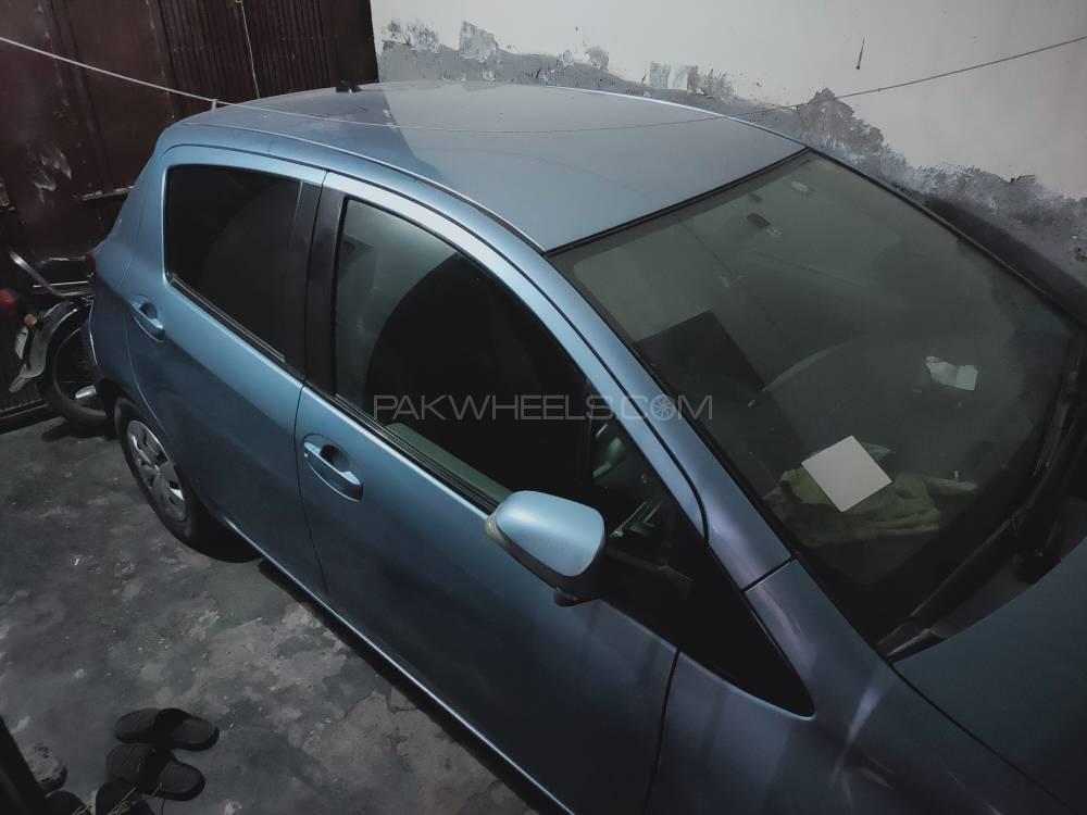 Toyota Vitz 2011 for Sale in Lahore Image-1