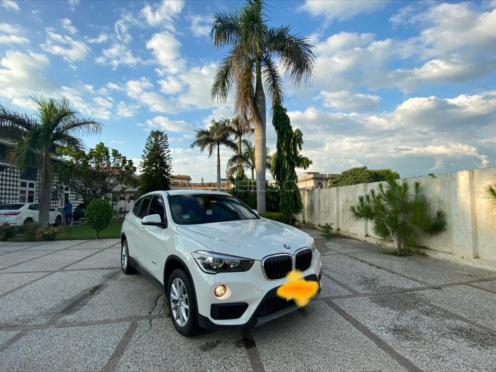 BMW / بی ایم ڈبلیو X1  2017 for Sale in سیالکوٹ Image-1