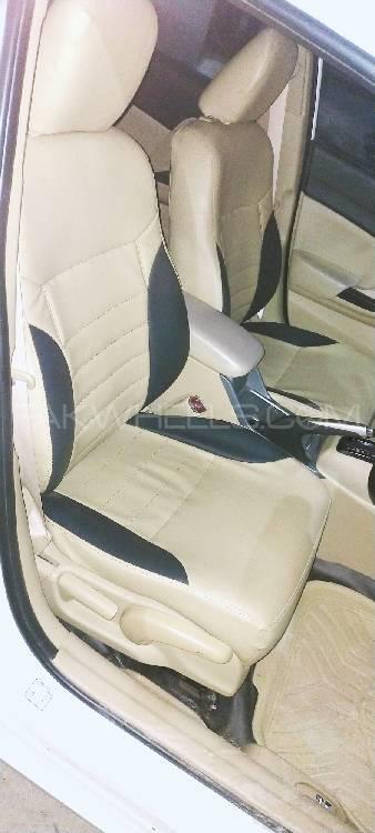 Honda Civic 2014 for Sale in Peshawar Honda Civic 2014 for Sale in Peshawar Image-4