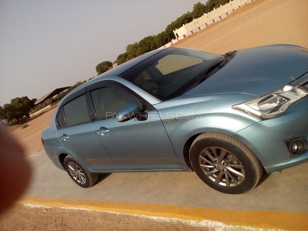 Toyota Corolla Axio 2014 for Sale in Quetta Image-1