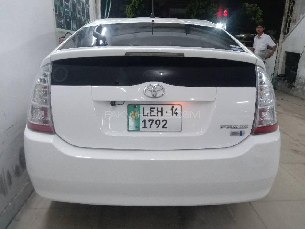 ٹویوٹا پریوس 2011 for Sale in لاہور ٹویوٹا پریوس 2011 for Sale in لاہور Image-10