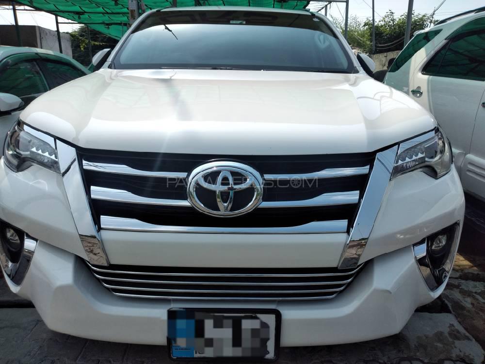 Toyota Fortuner 2018 for Sale in Lahore Image-1