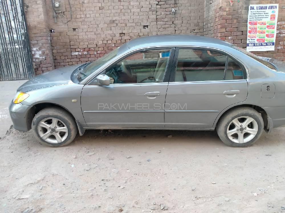 Honda Civic 2004 for Sale in Faisalabad Image-1