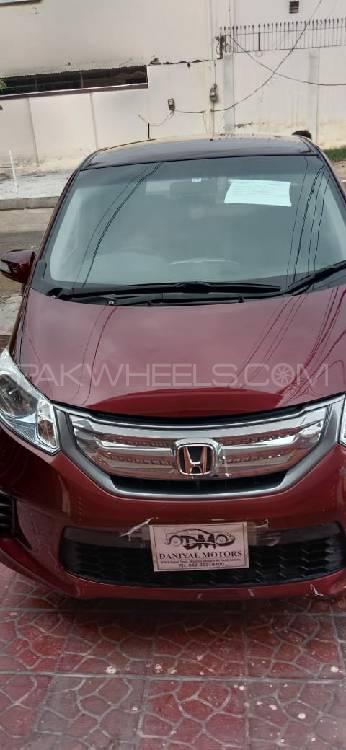 Honda Freed 2015 for Sale in Sahiwal Image-1