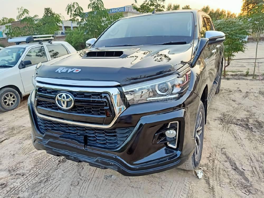Toyota Hilux 2017 for Sale in Multan Toyota Hilux 2017 for Sale in Multan Image-3