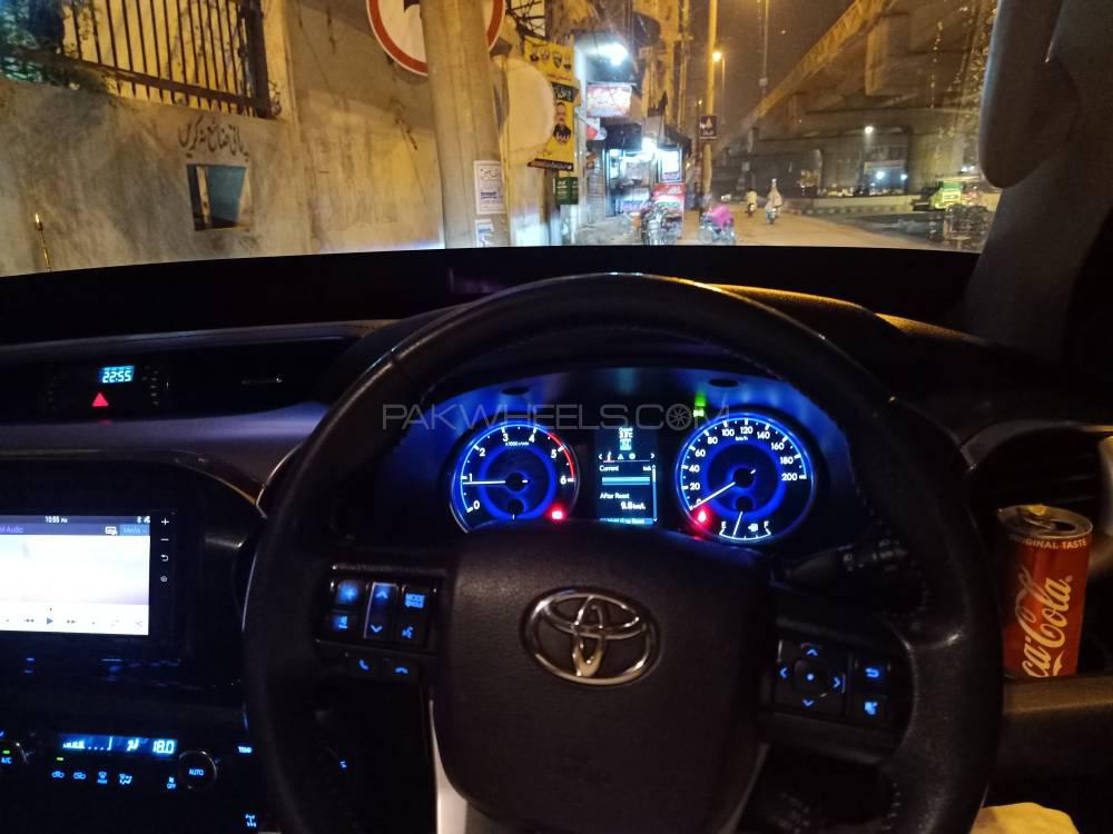 Toyota Hilux 2017 for Sale in Multan Toyota Hilux 2017 for Sale in Multan Image-5