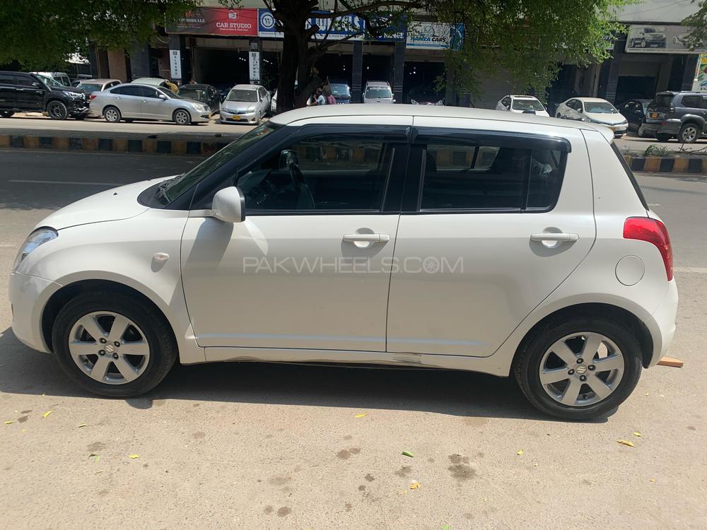 Suzuki Swift 2018 for Sale in Karachi Suzuki Swift 2018 for Sale in Karachi Image-5