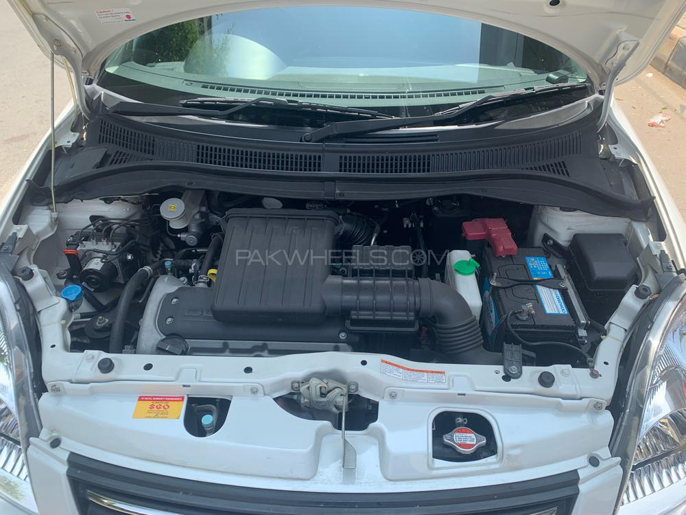 Suzuki Swift 2018 for Sale in Karachi Suzuki Swift 2018 for Sale in Karachi Image-8