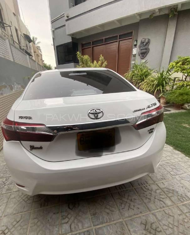 Toyota Corolla 2015 for Sale in Karachi Toyota Corolla 2015 for Sale in Karachi Image-2