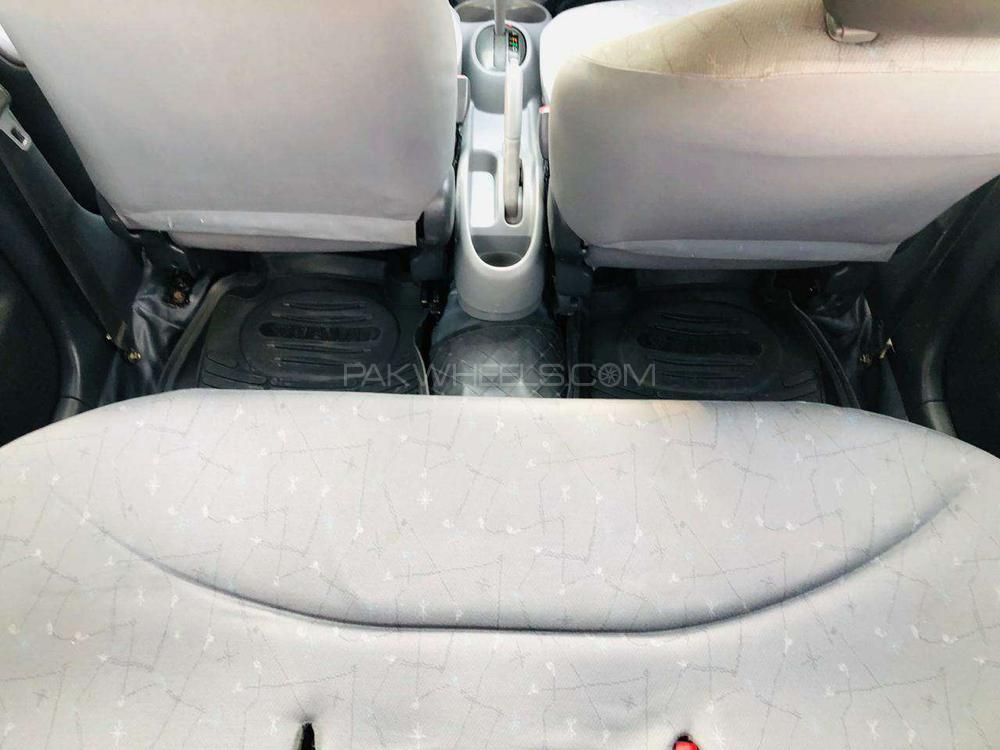 Toyota Vitz 2000 for Sale in Rawalpindi Toyota Vitz 2000 for Sale in Rawalpindi Image-4